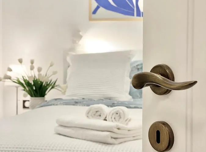 Vintage Centre Apartment